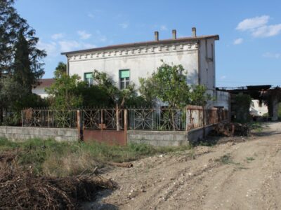 SANT'AGATA DE' GOTI (BN) - 110 CASALE CON PERTINENZE E TERRENO
