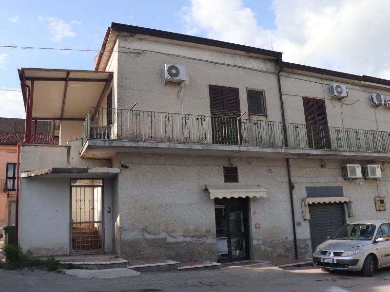 DUGENTA (BN) - 125 APPARTAMENTO IN ZONA CENTRALE