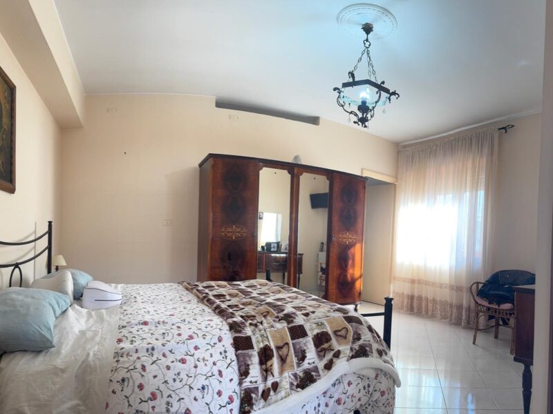 DUGENTA (BN) - 142 CASA INDIPENDENTE CON GIARDINO