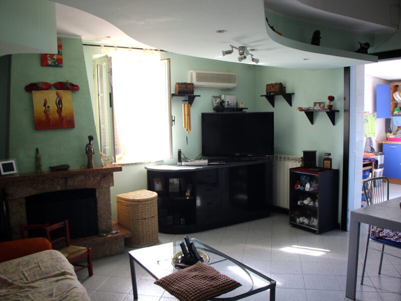 MELIZZANO (BN) - 326 VILLA CON PISCINA