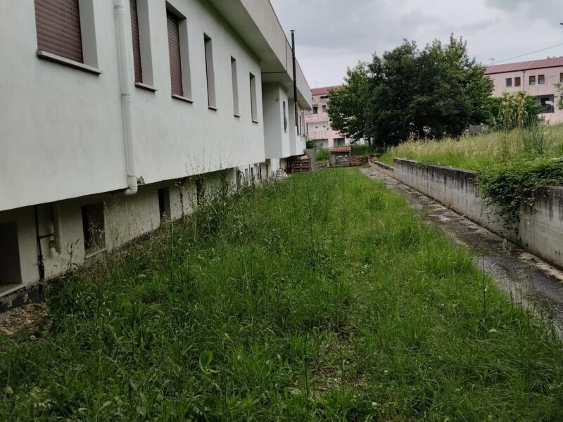 MELIZZANO (BN) - 518 VILLETTA A SCHIERA CON GIARDINO