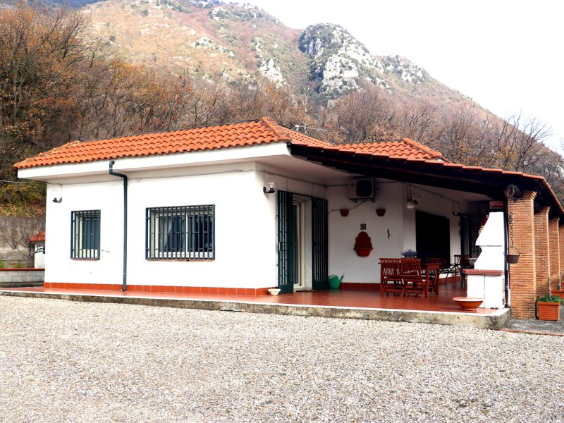 MELIZZANO (BN) - 410 VILLA CON GIARDINO