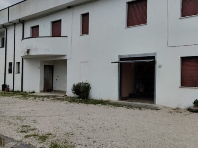 MELIZZANO (BN) - 518 VILLETTA A SCHIERA CON GIARDINO