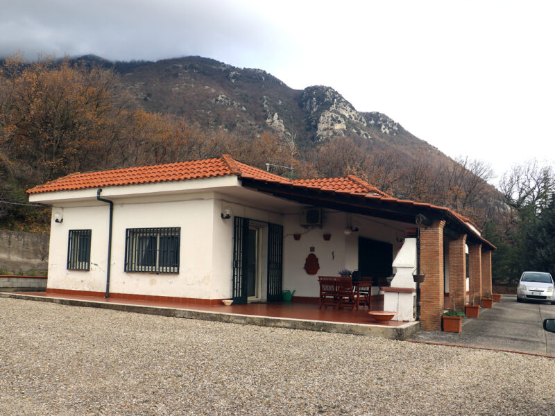 MELIZZANO (BN) - 410 VILLA CON GIARDINO