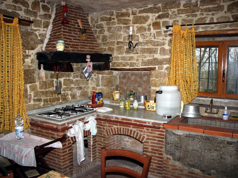 MORCONE (BN) - 44 CASALE IN PIETRA VIVA