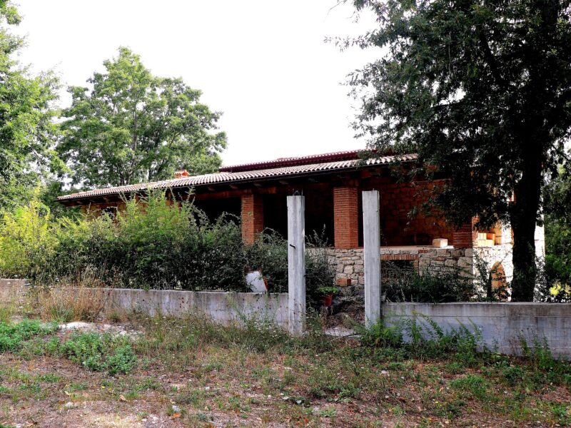 SASSINORO (BN) - 187 CASALE IN PIETRA VIVA CON TERRENO