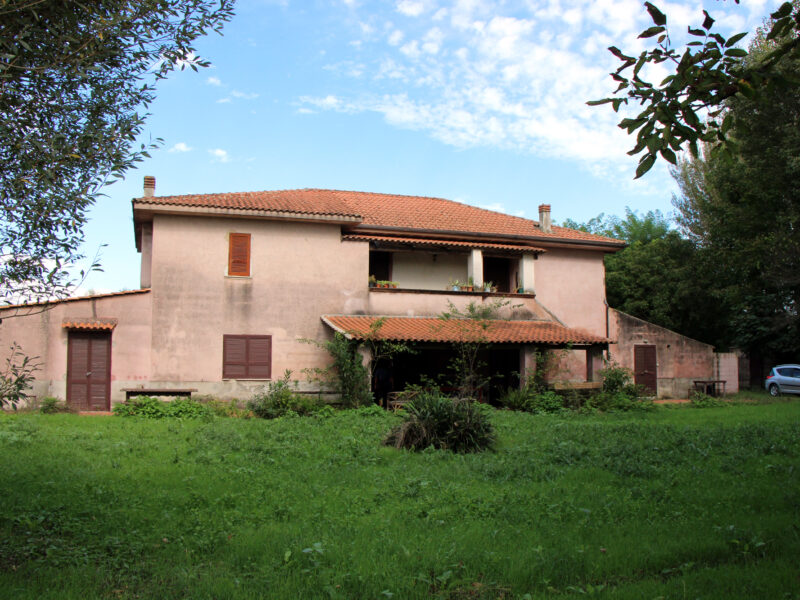 LIMATOLA (BN) - 373 CASALE COLONICA CON TERRENO