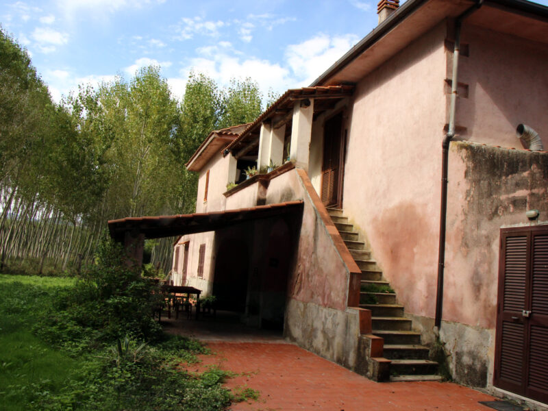 LIMATOLA (BN) - 373 CASALE COLONICA CON TERRENO