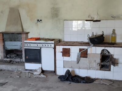 SANT'AGATA DE' GOTI (BN) - 110 CASALE CON PERTINENZE E TERRENO