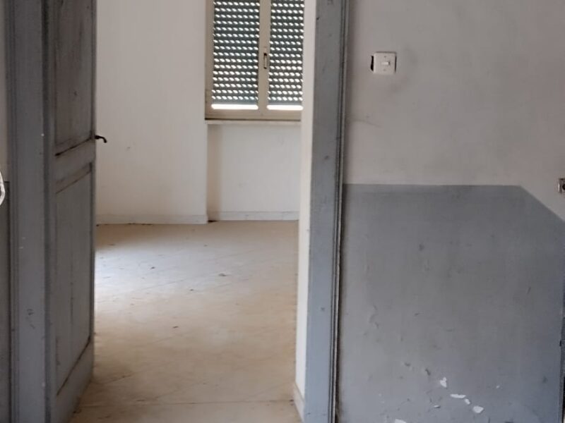 SANT'AGATA DE' GOTI (BN) - 110 CASALE CON PERTINENZE E TERRENO