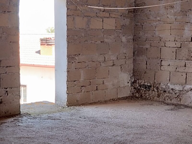 SANT'AGATA DE' GOTI (BN) - 110 CASALE CON PERTINENZE E TERRENO