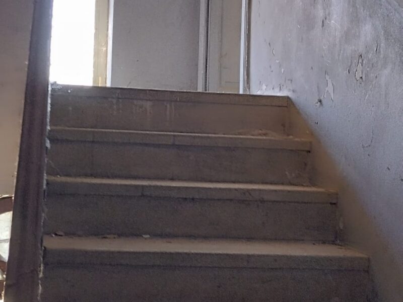 SANT'AGATA DE' GOTI (BN) - 110 CASALE CON PERTINENZE E TERRENO