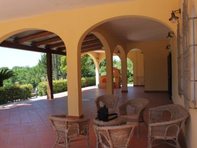 RUVIANO (CE) - 797 VILLA CON PISCINA