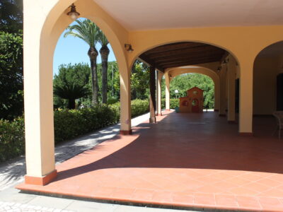 RUVIANO (CE) - 797 VILLA CON PISCINA