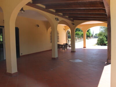 RUVIANO (CE) - 797 VILLA CON PISCINA