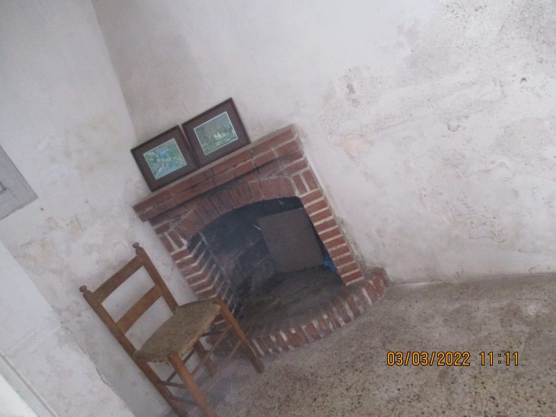 DUGENTA (BN) - 507 PALAZZOTTO INDIPENDENTE