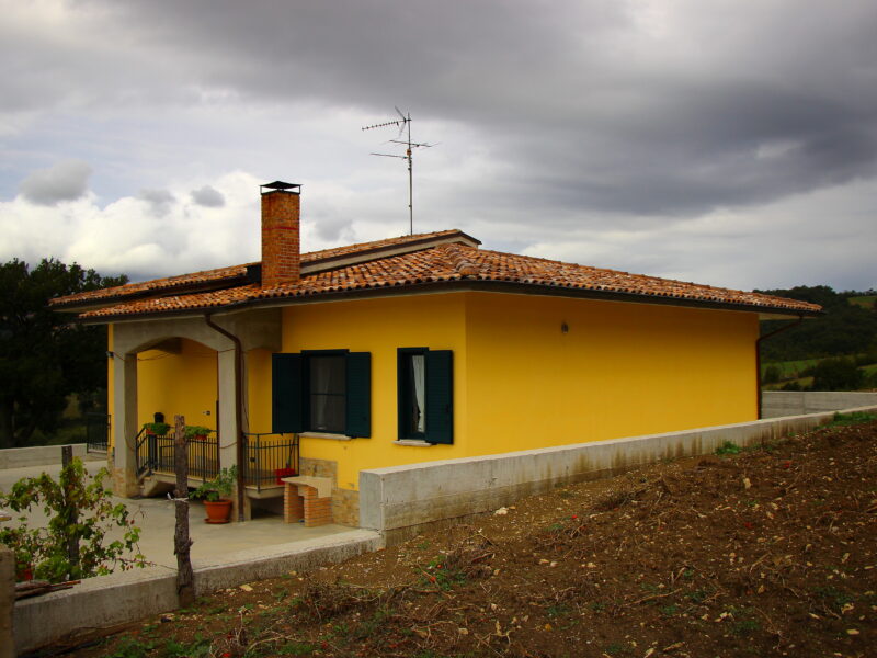 CAMPOLATTARO (BN) - 434 AZIENDA AGRICOLA