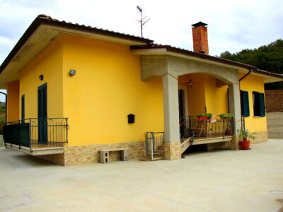 CAMPOLATTARO (BN) - 434 AZIENDA AGRICOLA