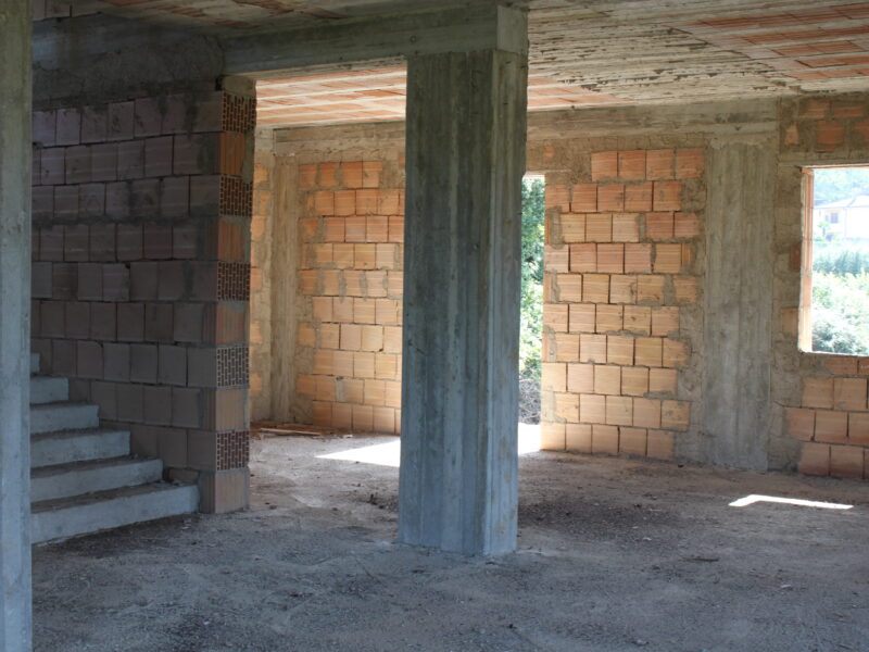 LIMATOLA (BN) - 8 VILLA GREZZA CON TERRENO