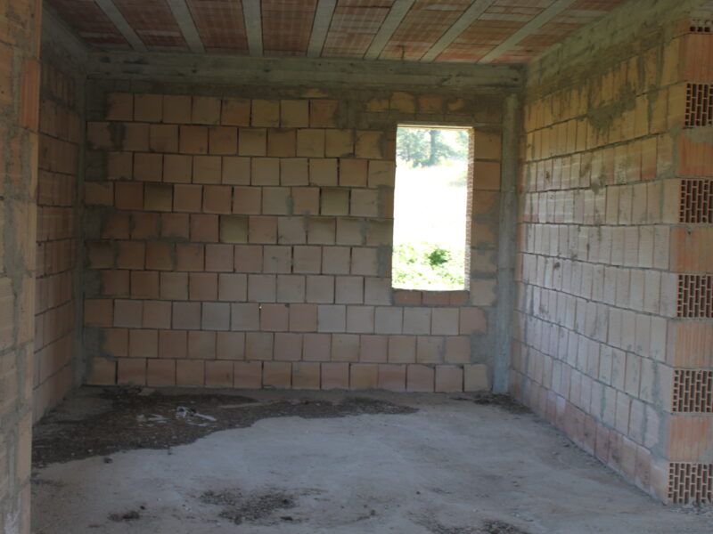 LIMATOLA (BN) - 8 VILLA GREZZA CON TERRENO