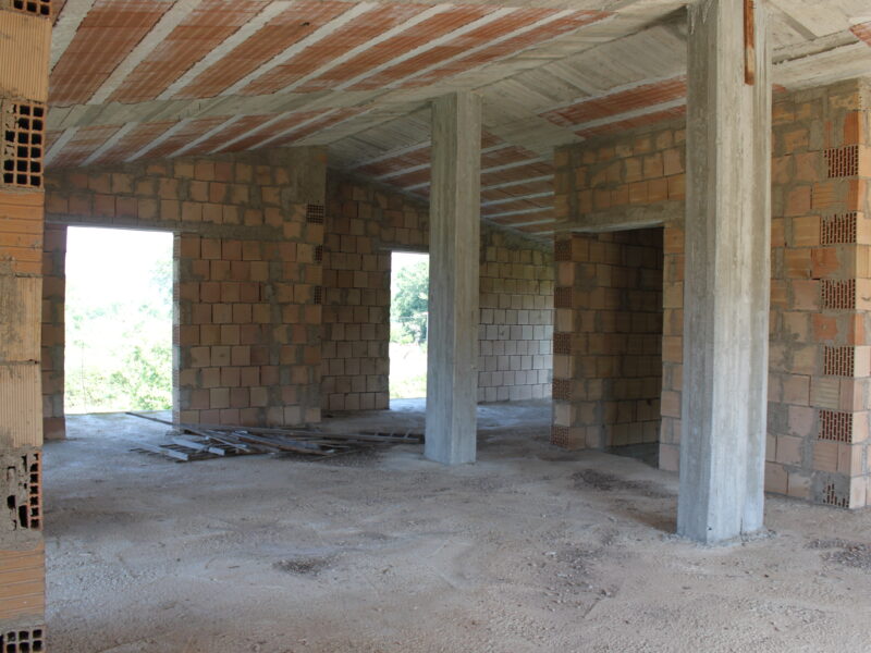 LIMATOLA (BN) - 8 VILLA GREZZA CON TERRENO