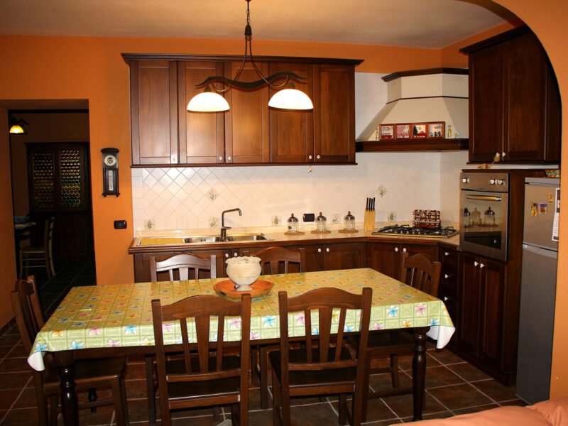 PONTELANDOLFO (BN) - 195 CASALE IN PIETRA VIVA