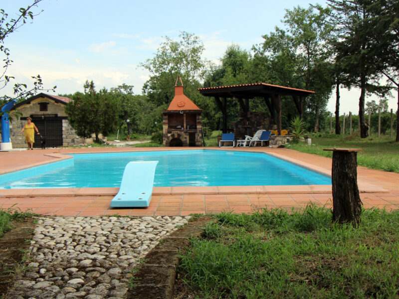 AMOROSI (BN) - 409 VILLA CON PISCINA