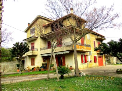 DUGENTA (BN) - 130 CASALE DI CAMPAGNA