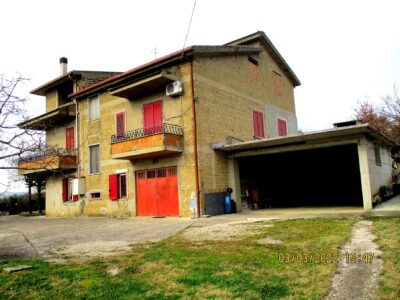 DUGENTA (BN) - 130 CASALE DI CAMPAGNA