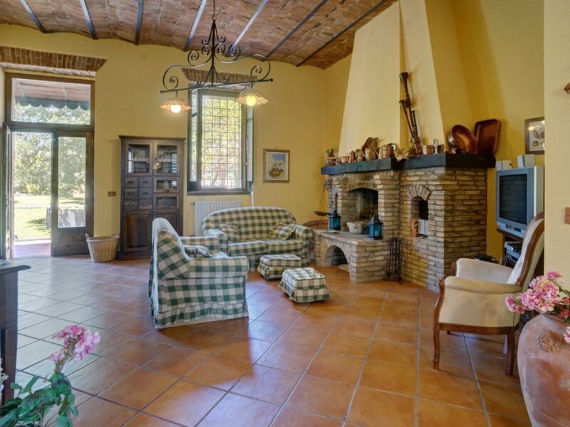 CANTALUPO NEL SANNIO (IS) - 211 STUPENDO CASALE CON GIARDINO