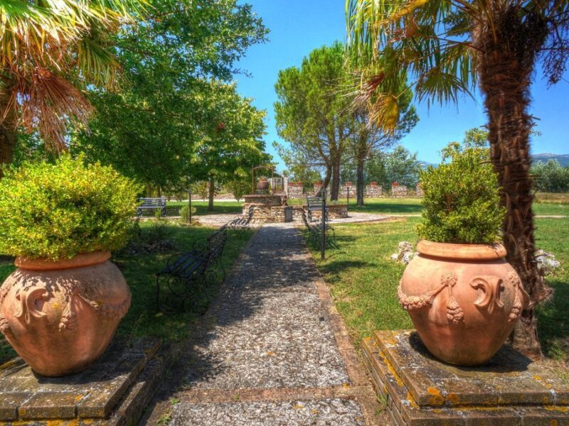 CANTALUPO NEL SANNIO (IS) - 211 STUPENDO CASALE CON GIARDINO