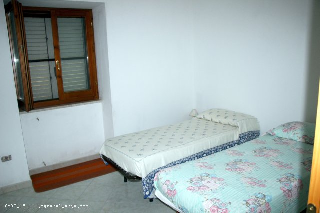 MORCONE (BN) - 357 CASA INDIPENDENTE CON TERRENO