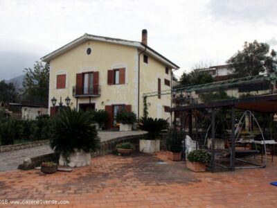 MELIZZANO (BN) - 86 VILLA CON GIARDINO E PISCINA