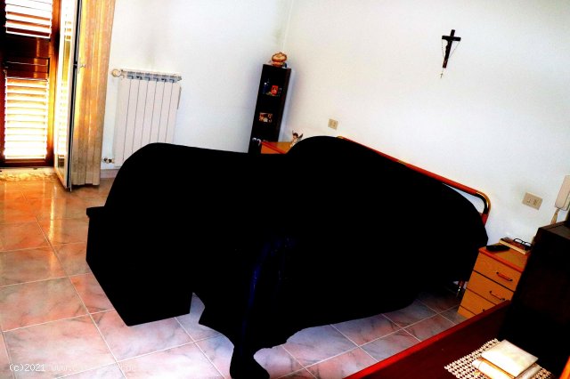 SOLOPACA (BN) - 505 CASA INDIPENDENTE CON GIARDINO