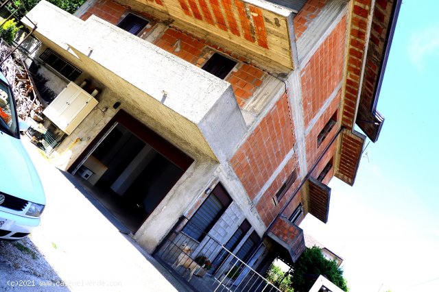 SOLOPACA (BN) - 505 CASA INDIPENDENTE CON GIARDINO