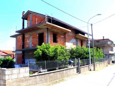 SOLOPACA (BN) - 505 CASA INDIPENDENTE CON GIARDINO