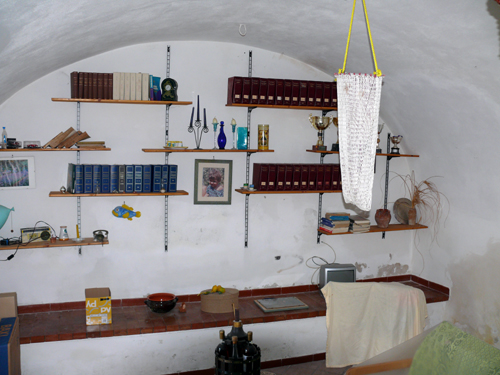 SANT'AGATA DE' GOTI (BN) - 391 CASA COLONICA CON GIARDINO