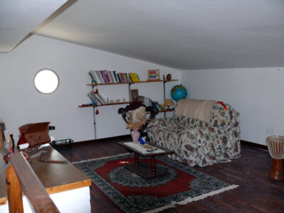 SANT'AGATA DE' GOTI (BN) - 391 CASA COLONICA CON GIARDINO