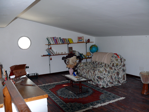 SANT'AGATA DE' GOTI (BN) - 391 CASA COLONICA CON GIARDINO