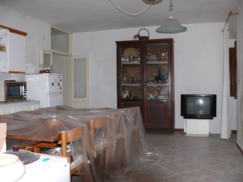 SANT'AGATA DE' GOTI (BN) - 391 CASA COLONICA CON GIARDINO