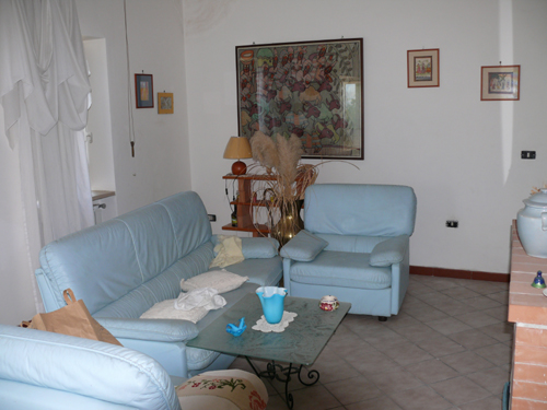 SANT'AGATA DE' GOTI (BN) - 391 CASA COLONICA CON GIARDINO