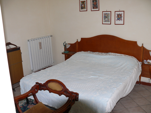 SANT'AGATA DE' GOTI (BN) - 391 CASA COLONICA CON GIARDINO