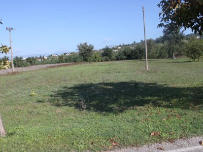DUGENTA (BN) - 785 TERRENO PIANEGGIANTE
