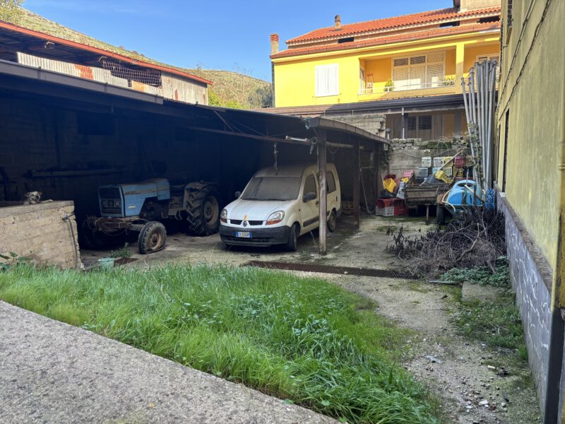 CASTEL MORRONE (CE) - 781 FABBRICATO INDIPENDENTE