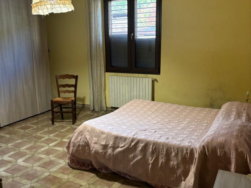 CASTEL MORRONE (CE) - 781 FABBRICATO INDIPENDENTE