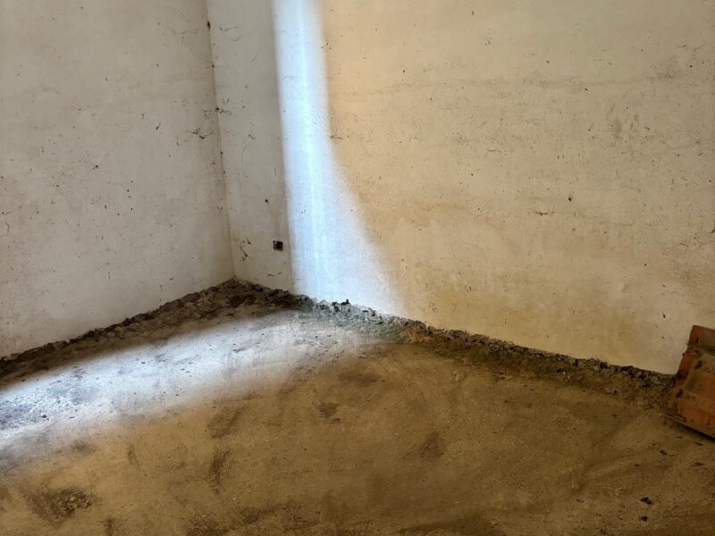 CASTEL MORRONE (CE) - 781 FABBRICATO INDIPENDENTE