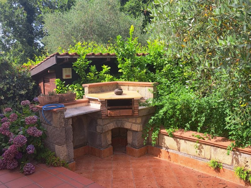 SANT'AGATA DE' GOTI (BN) - 773 GRAZIOSO VILLINO CON GIARDINO