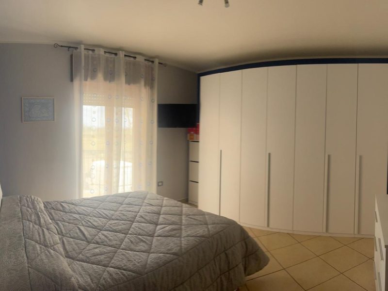 DUGENTA (BN) - 769 APPARTAMENTO CON GARAGE