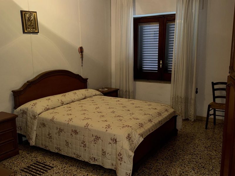 DUGENTA (BN) - 759 CASA INDIPENDENTE CON GIARDINO