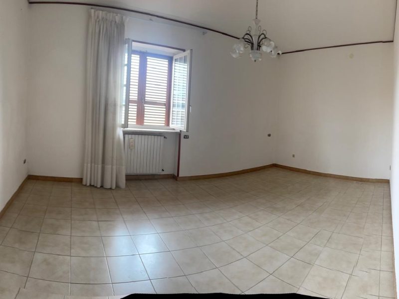 DUGENTA (BN) - 760 APPARTAMENTO AL PRIMO PIANO